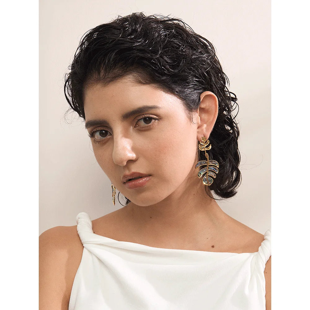 18k Gold Plated Drop Dangle Earrings - Leaves Earrings 18k Gold Plated Drop Dangle Earrings - Leaves Earrings